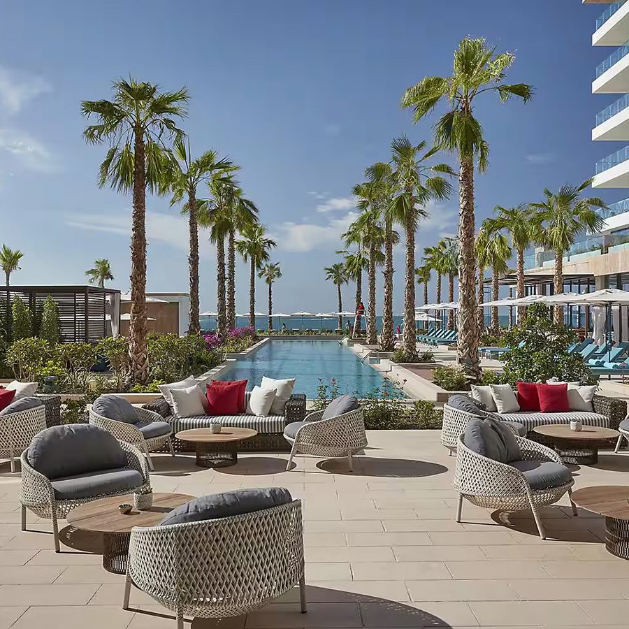 Mandarin Oriental Jumeira, Dubai swimming pool
