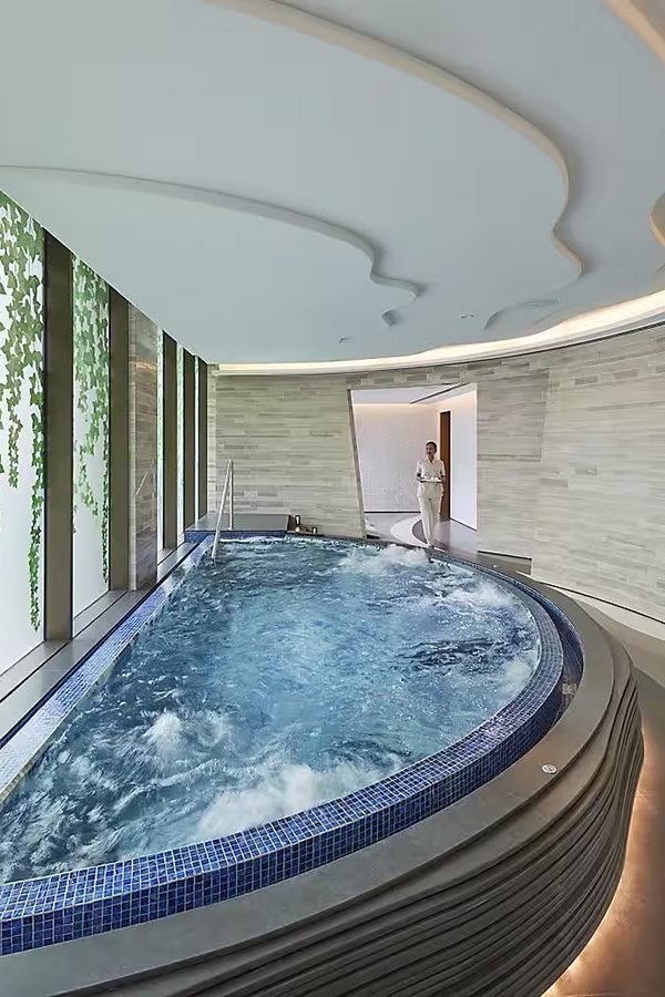 Mandarin Oriental Jumeira, Dubai spa room