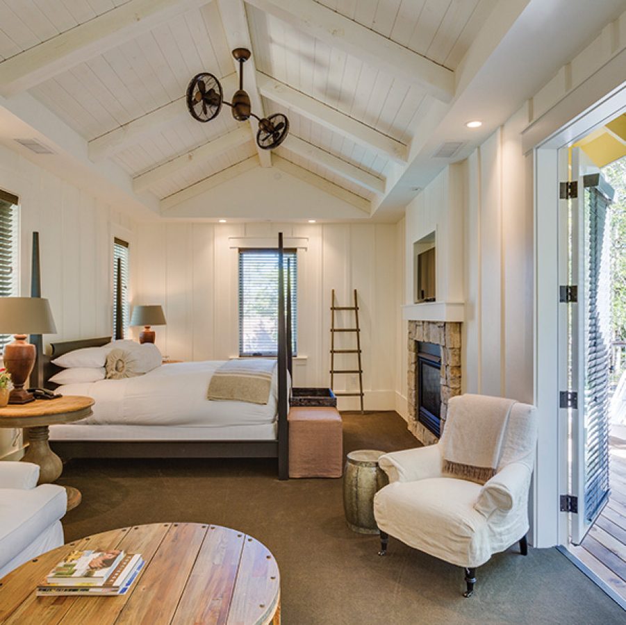 Farmhouse Inn room