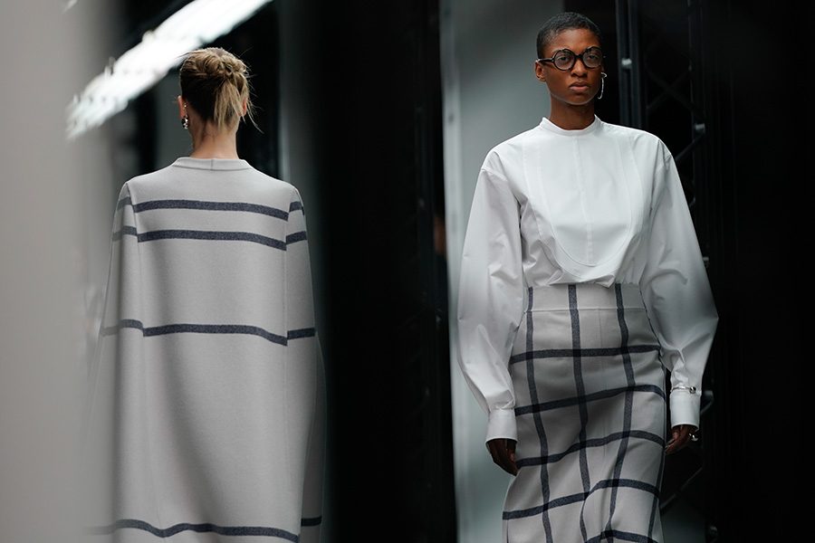 Two models on the HYKE 2020 Runway in Tokyo