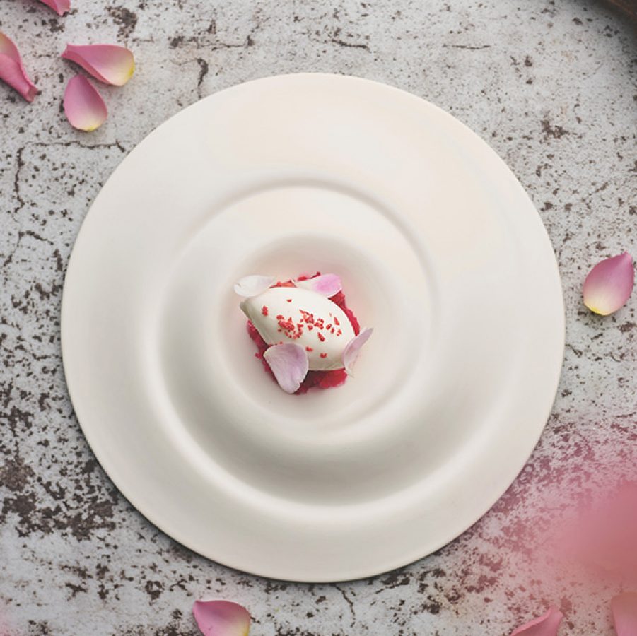 White dessert dish 
