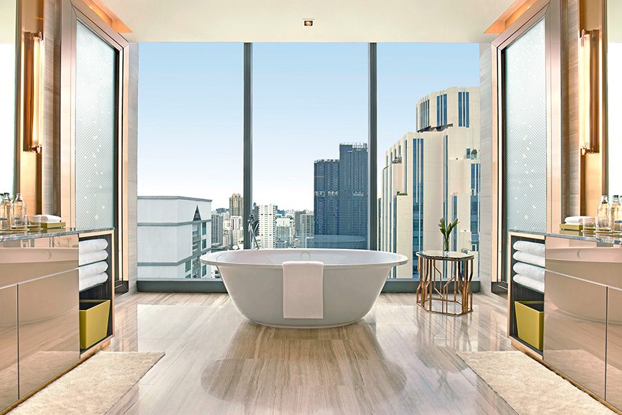 Hyatt Regency Bangkok Sukhumvit's bedrooms have floor-to-ceiling windows and a bathtub.