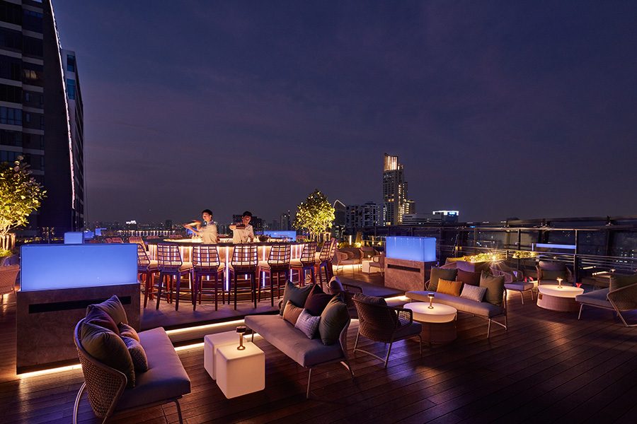 The terrace of Hyatt Regency Bangkok Sukhumvit is a bar area.