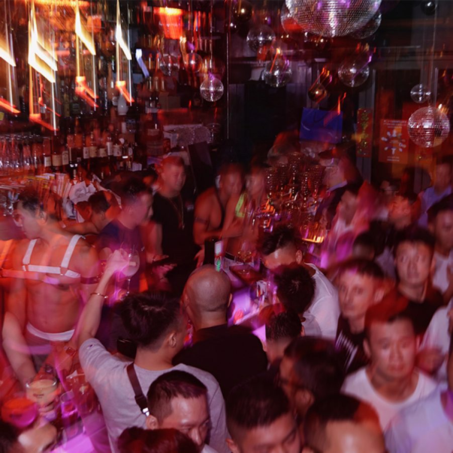 Crowds in Hong Kong's Zoo Bar