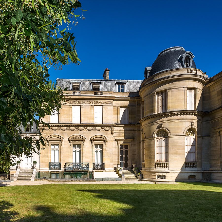A photo of the garden side outside of Musée Marmottan Monet, a museum in Paris, France