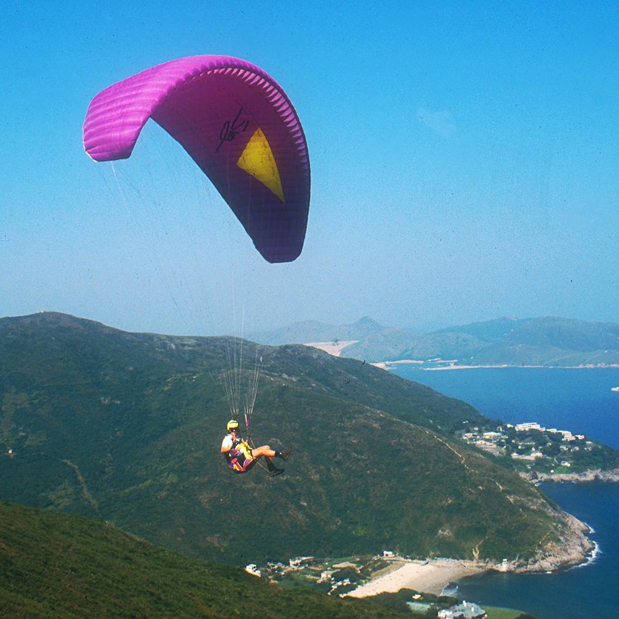 Paragliding in Dragon's Back, Hong Kong SAR 