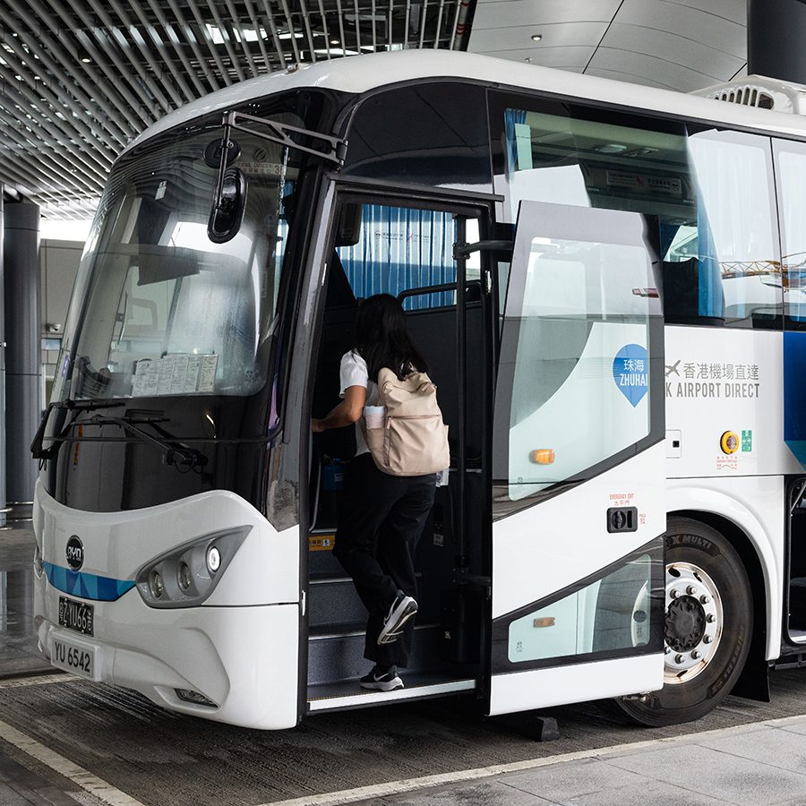 Bus to Skypier Terminal