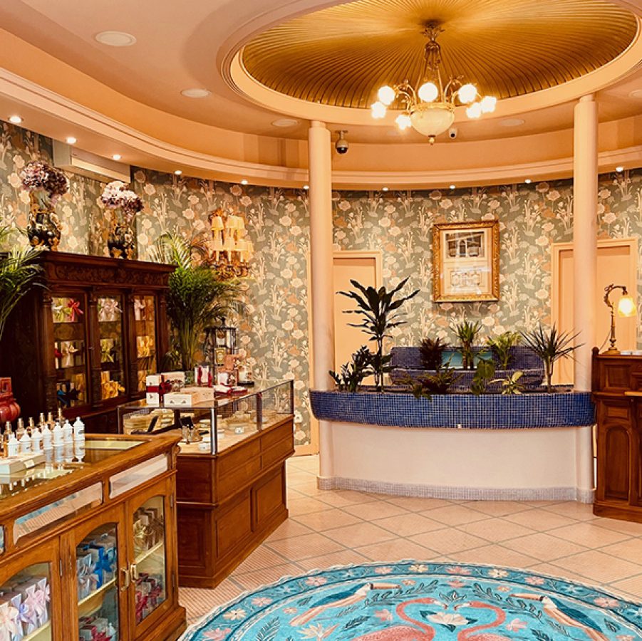 Interior of Oriza Parfums