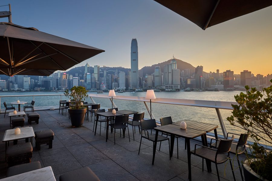 Photo of outside dining area of Harbourside Grill