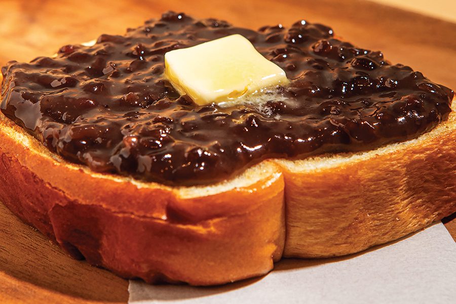 A dish of toast at Matchali