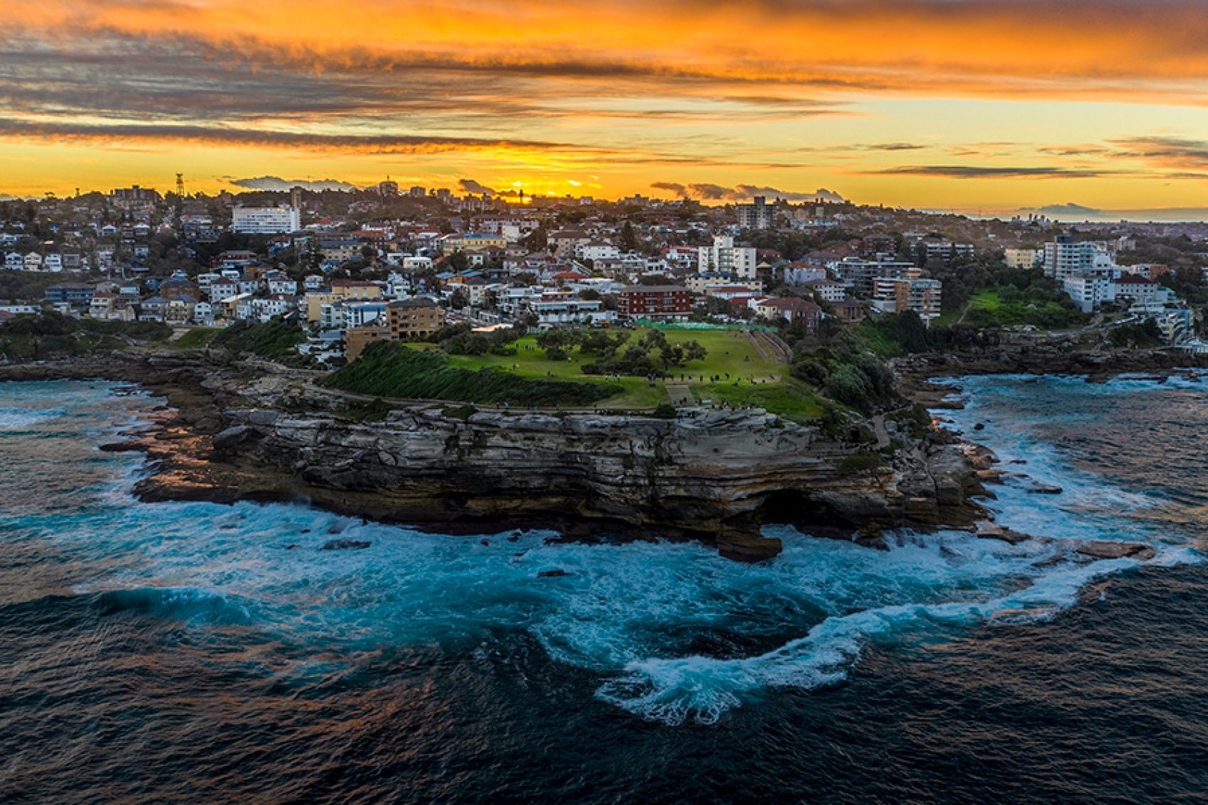 The Sydney coastline at dusk
