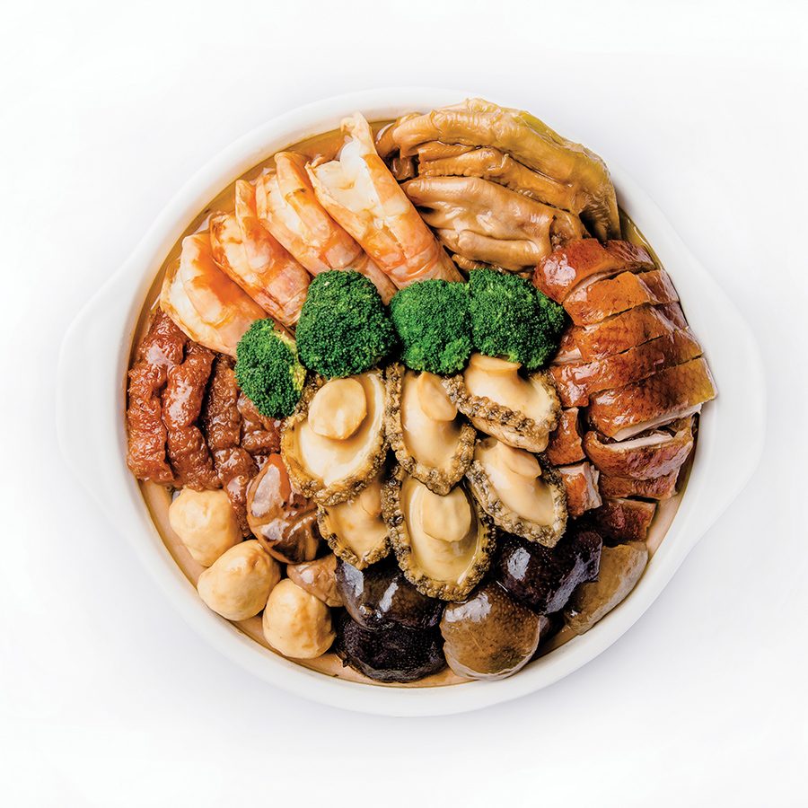 Top shot of a poon choi platter.