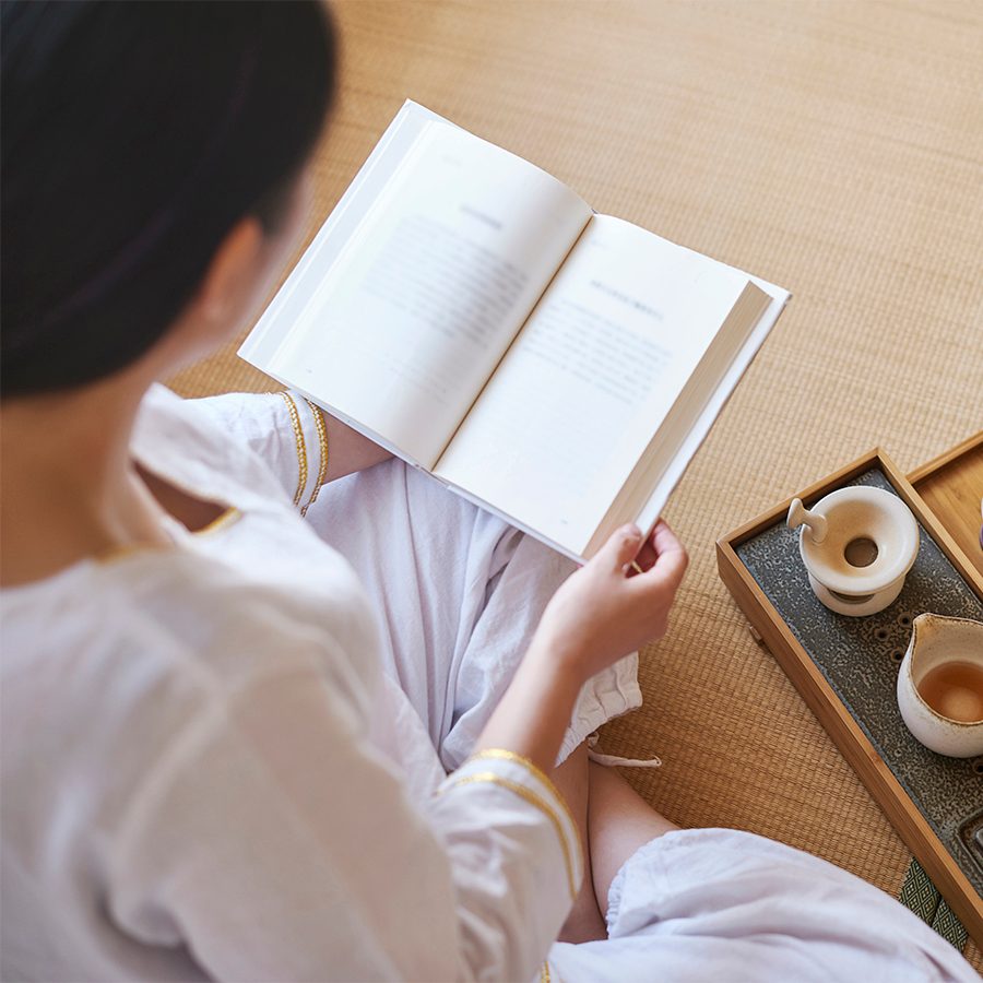 writing in a gratitude journal