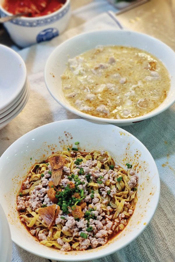 Hawker centre singapore noodles