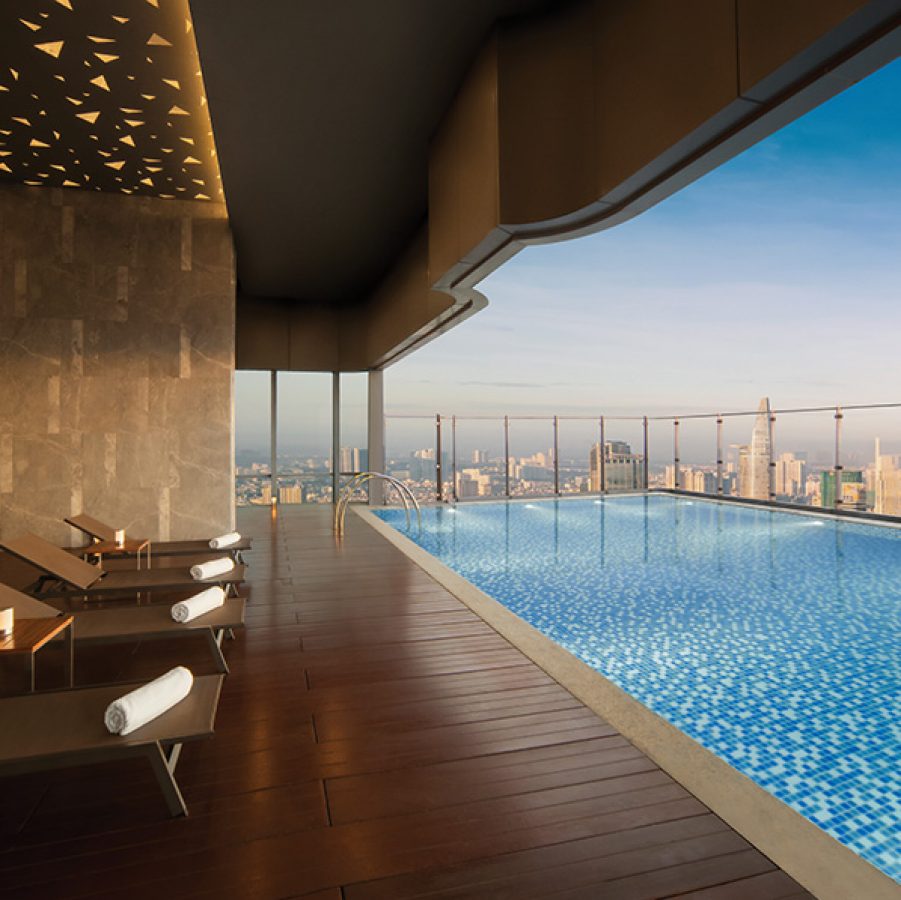 The rooftop pool at Vinpearl Landmark 81, Autograph Collection.
