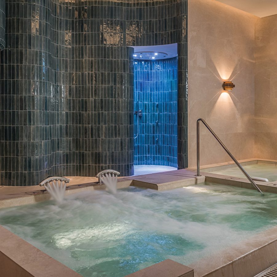 An interior view of the jacuzzi at Banyan Tree Spa Dubai hotel