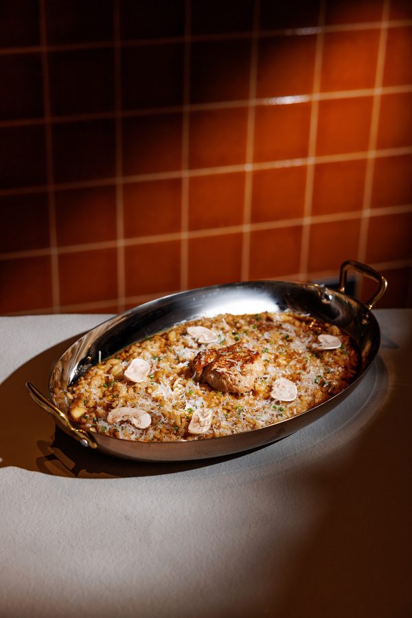Creamy Ceps Rice with foie gras, macadamia and Idiazábal cheese.