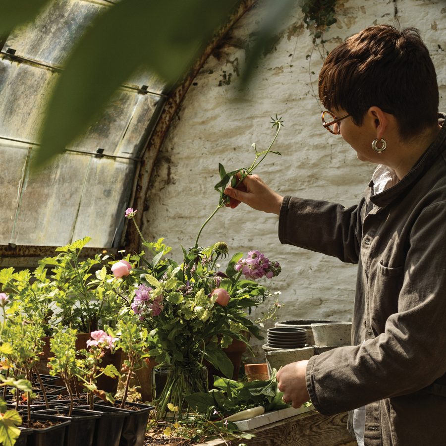 Sophie Witham arranging flowers with Your Creative Escapes art holiday in Madrid