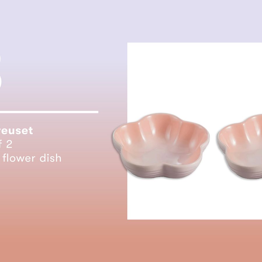 Product shot of the Le Creuset set of 2 small flower dishes. 