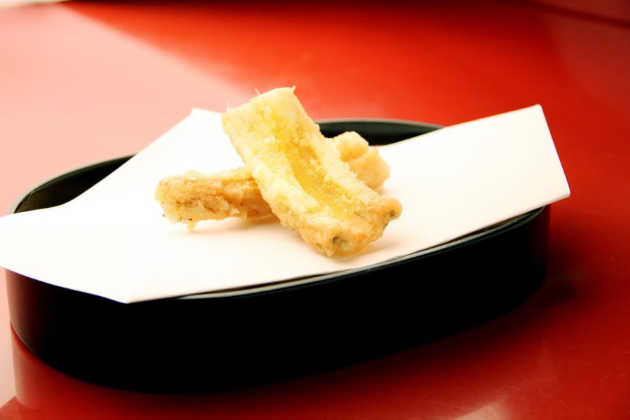 Close up shot on two pieces of tempura at Tempura Tenko.