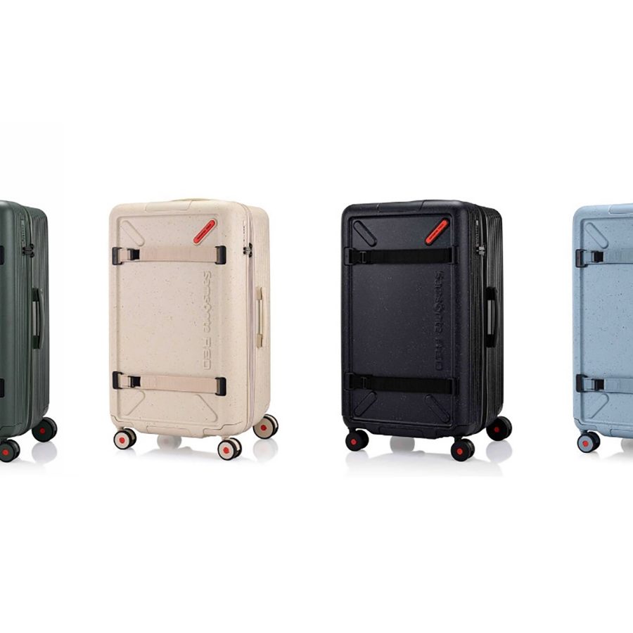 Product shot of all four colours of the Samsonite TOIIS XP Trunk: green, ivory, black and blue.