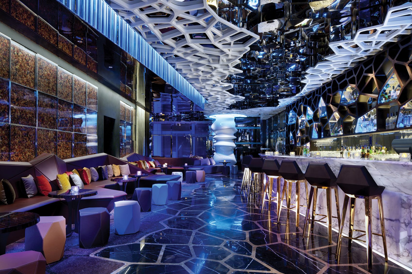 The glamorous modern interior design of The Ritz-Carlton, Hong Kong Ozone bar