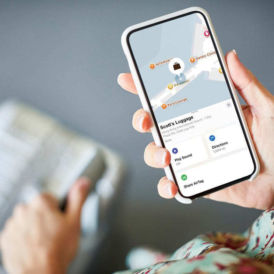 Closeup view of someone tracking their luggage on their phone.