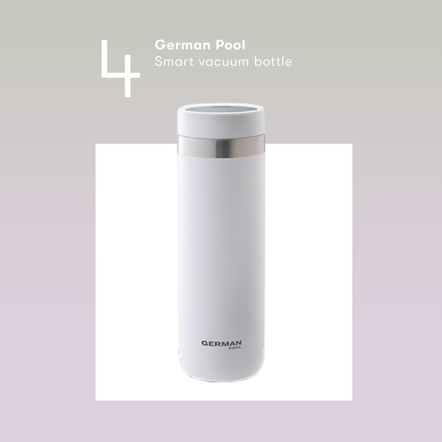 Product shot of the German Pool smart vacuum bottle.