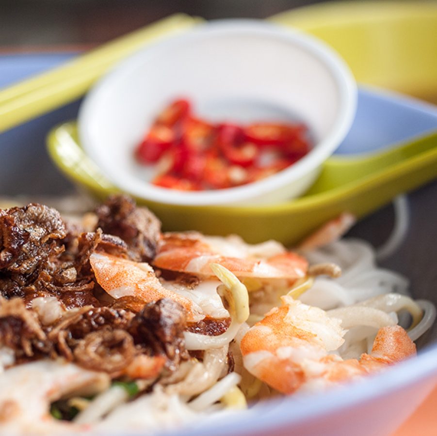 Noodles with shrimp in Singapore 