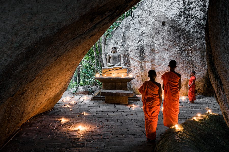 Amangalla Sri Lanka monks
