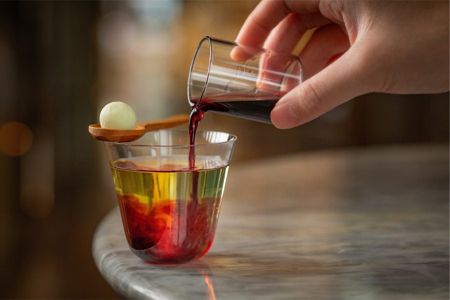 Evan Mak making a drink at Argo, Hong Kong