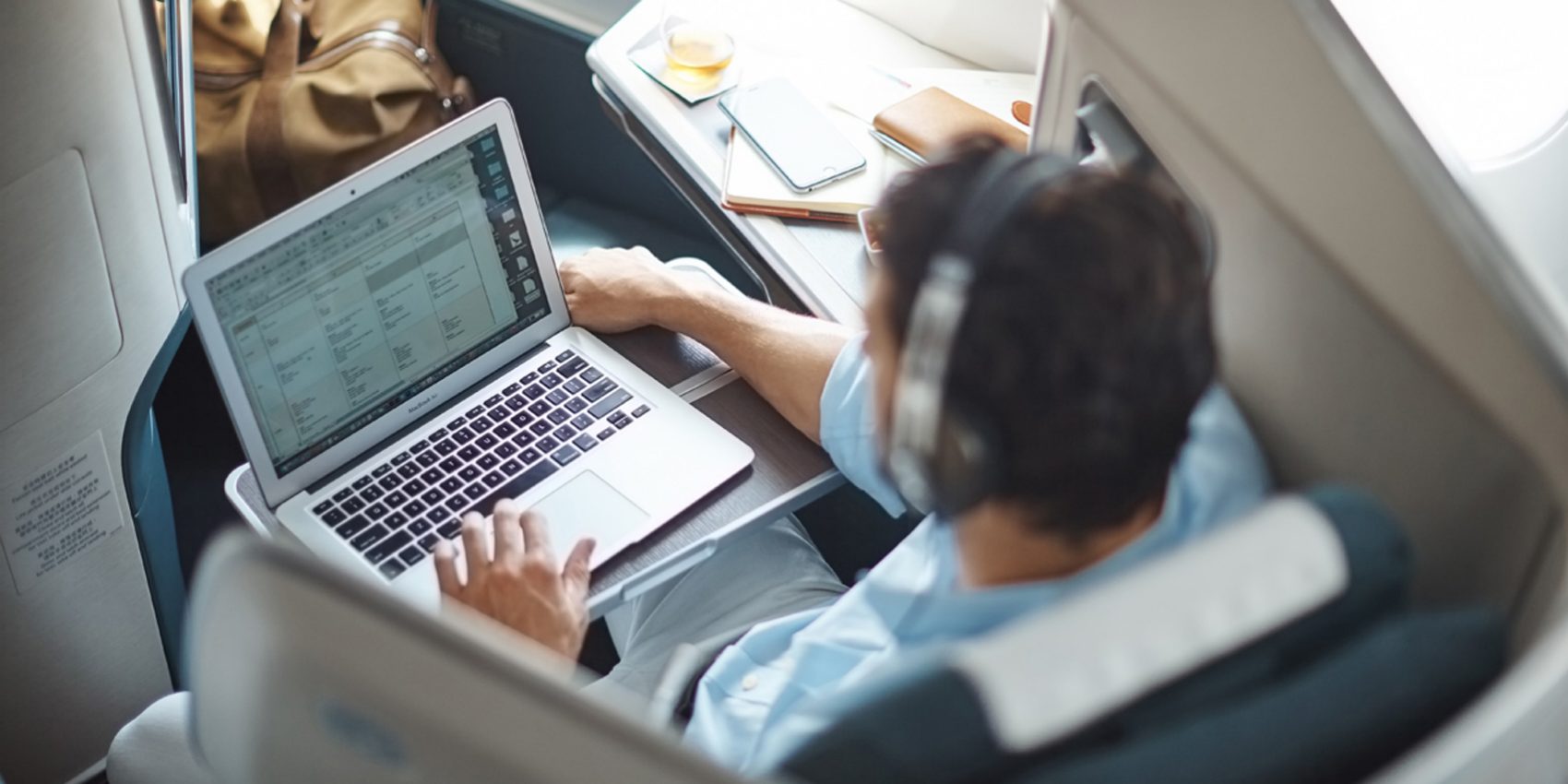 Using electronic devices Flying with us Cathay Pacific Airways