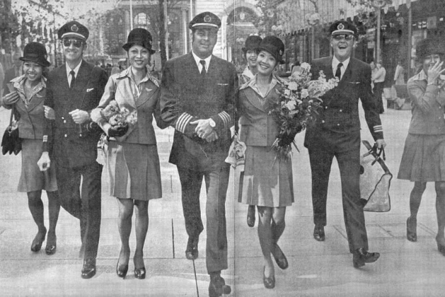 1974 Cathay Pacific Martin Place photo