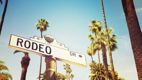 Flights from new zealand to los angeles