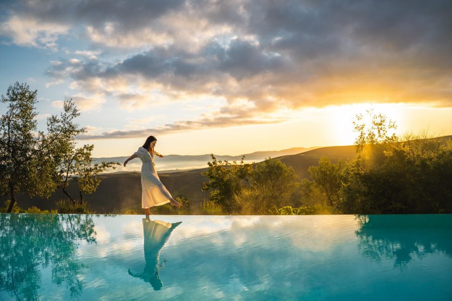 Up to £100 off your next flight to Asia, Australia and New Zealand
